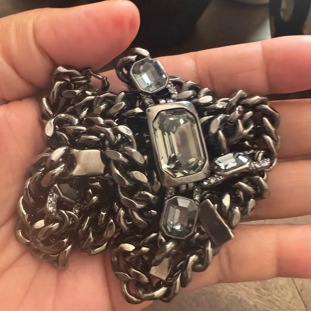 Givenchy designer chain